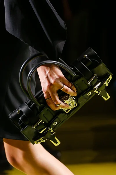 Look 57